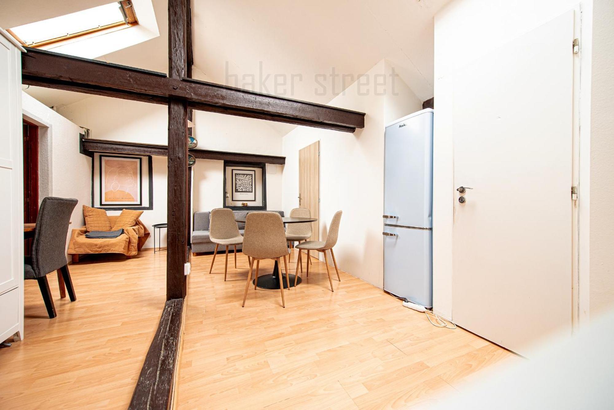 Apartmán Attic 3 Bedrooms With 2 Bathrooms *