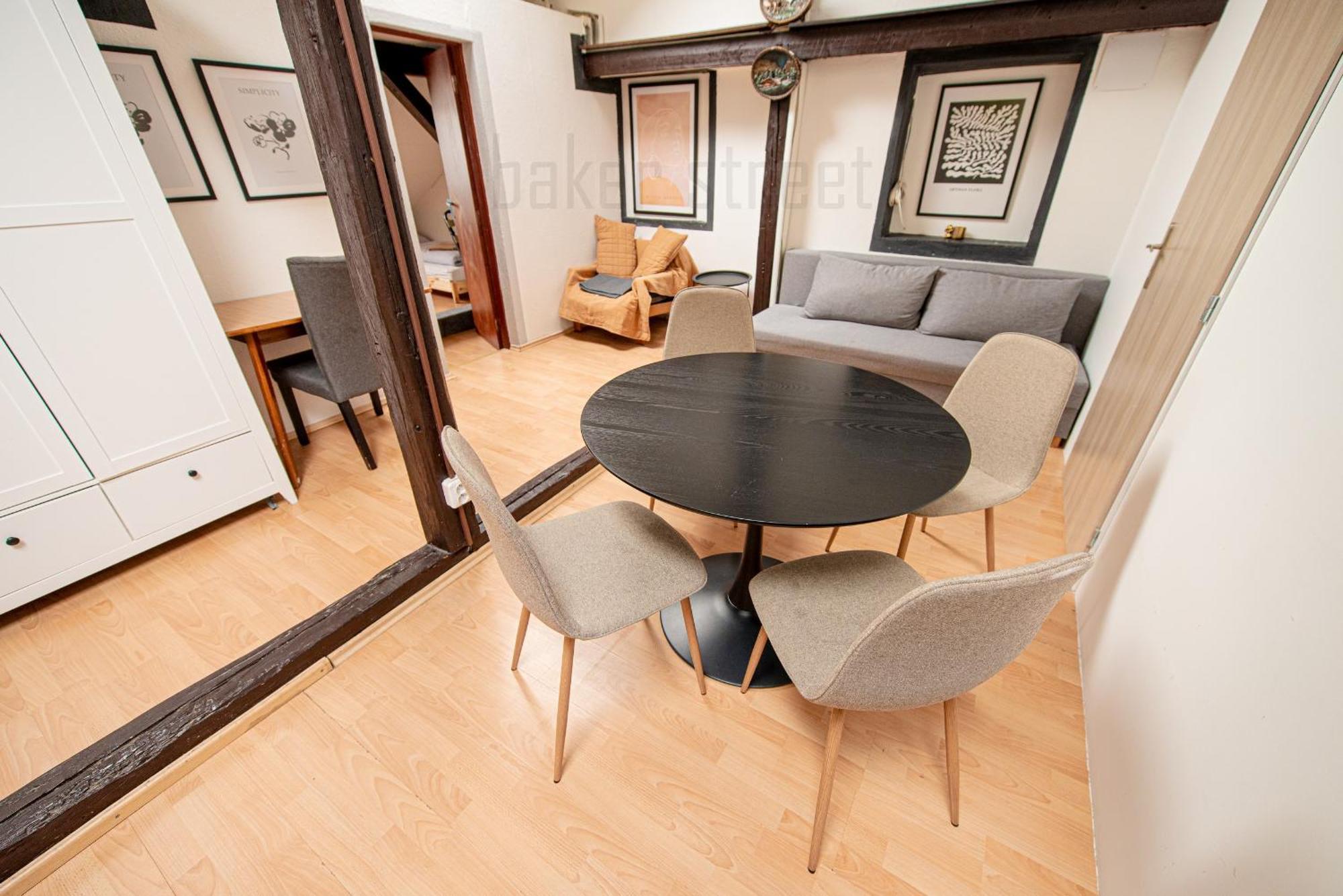 Apartmán Attic 3 Bedrooms With 2 Bathrooms Praha